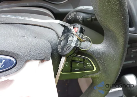 2017 Ford Escape Se z USA, uszkodzony, nr VIN 1FMCU0GD8HUC38401